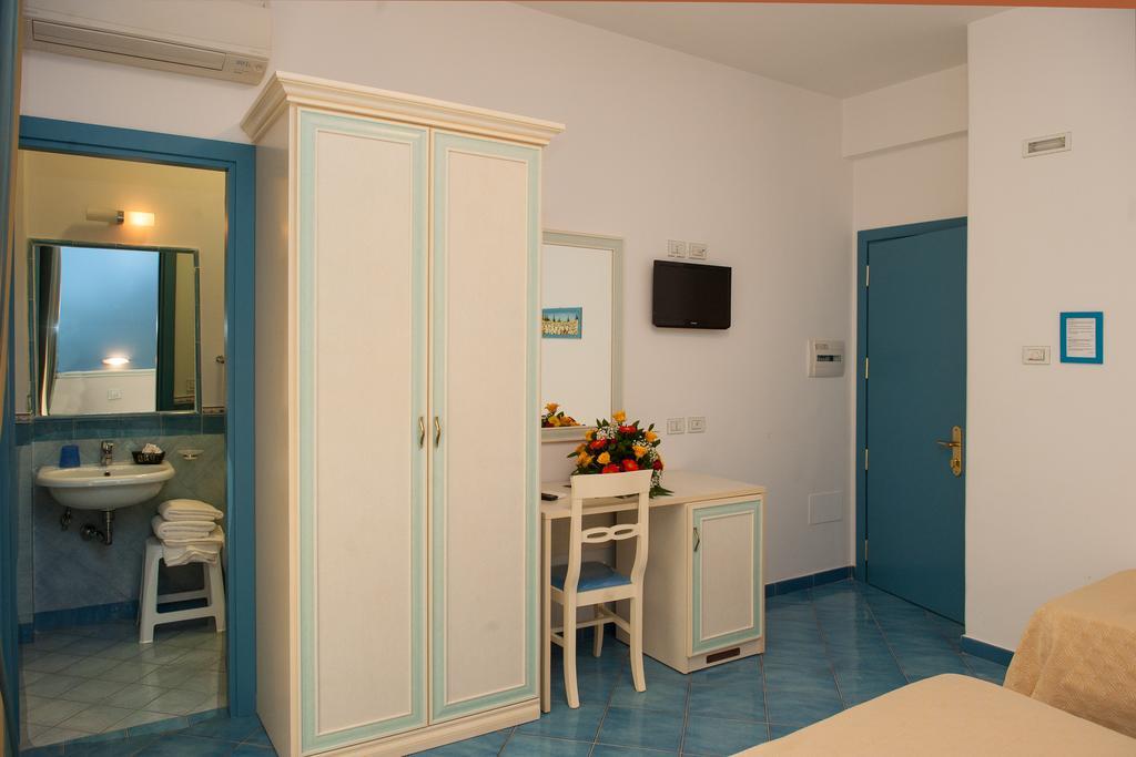 Oasi Hotel Maiori Kültér fotó